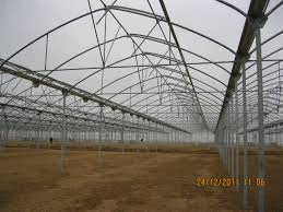 گلخانه فلزی